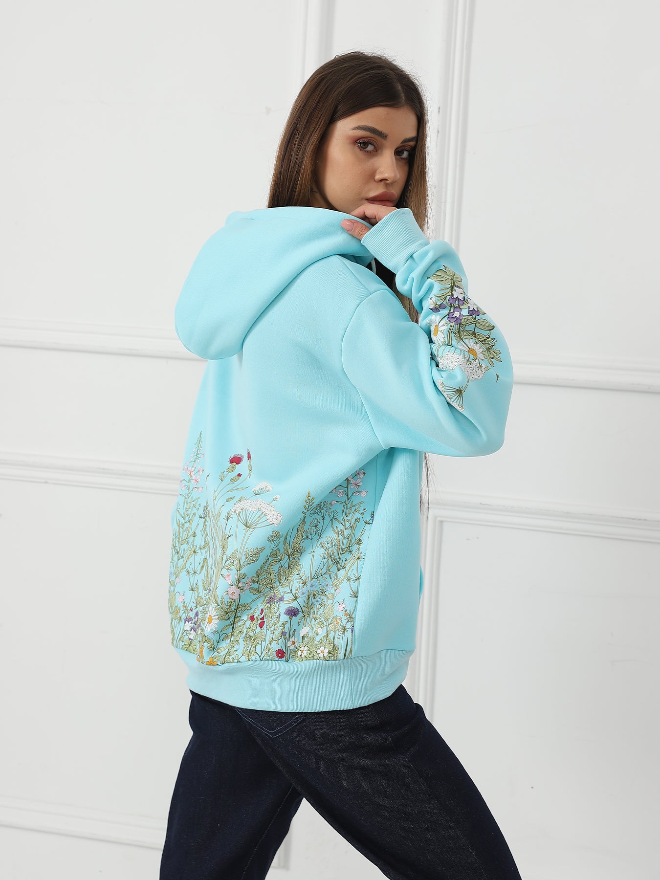 Women's Solid Color Floral Long Sleeved Sweatshirt