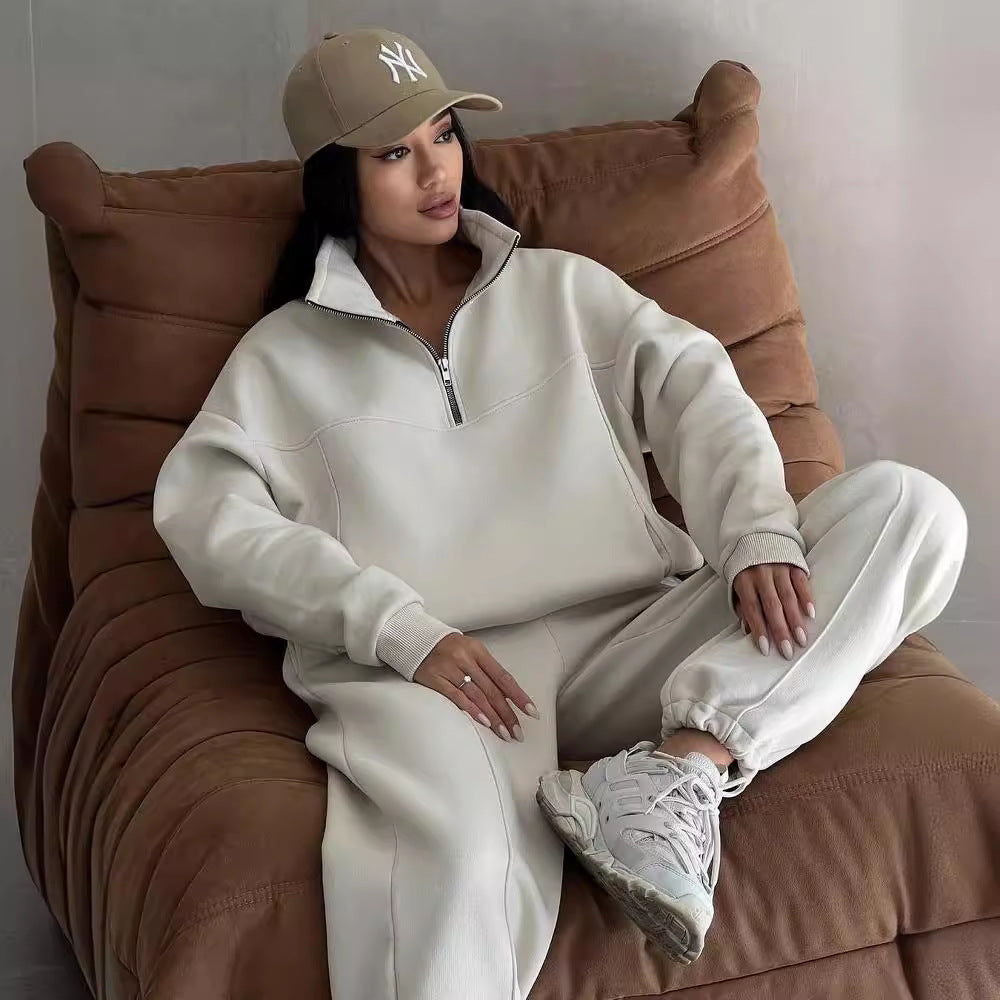 Contrast-Trim Jogging Set